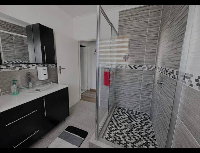 2 BEDROOM APARTMENT FOR SALE IN RYNFIELD